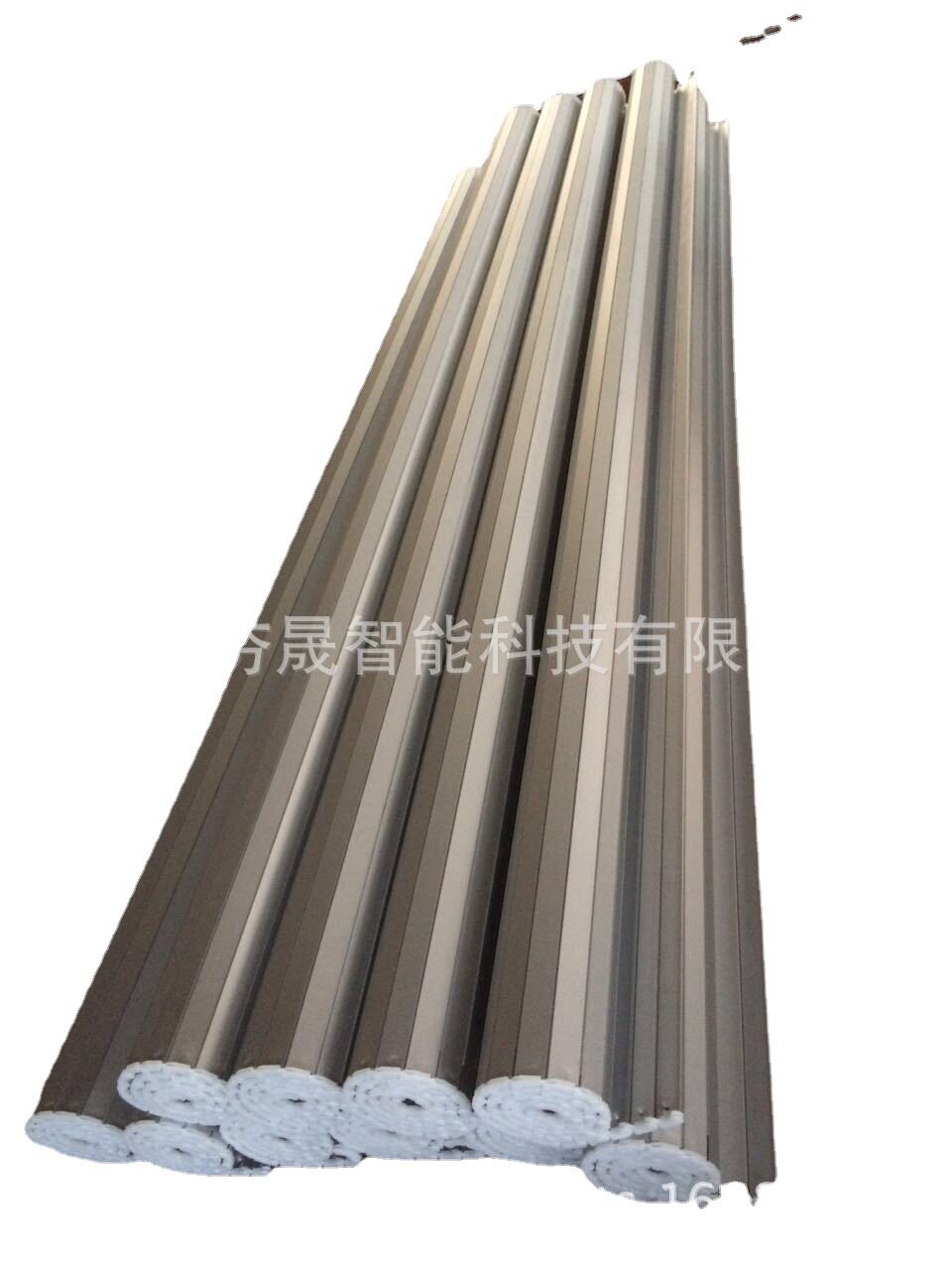 供应上海快速卷闸门 铝合金卷闸门 车用卷帘门 厢货车卷闸门批发