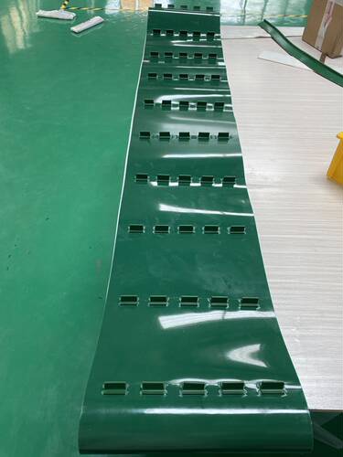 防滑PVC/PU裙边挡板输送带