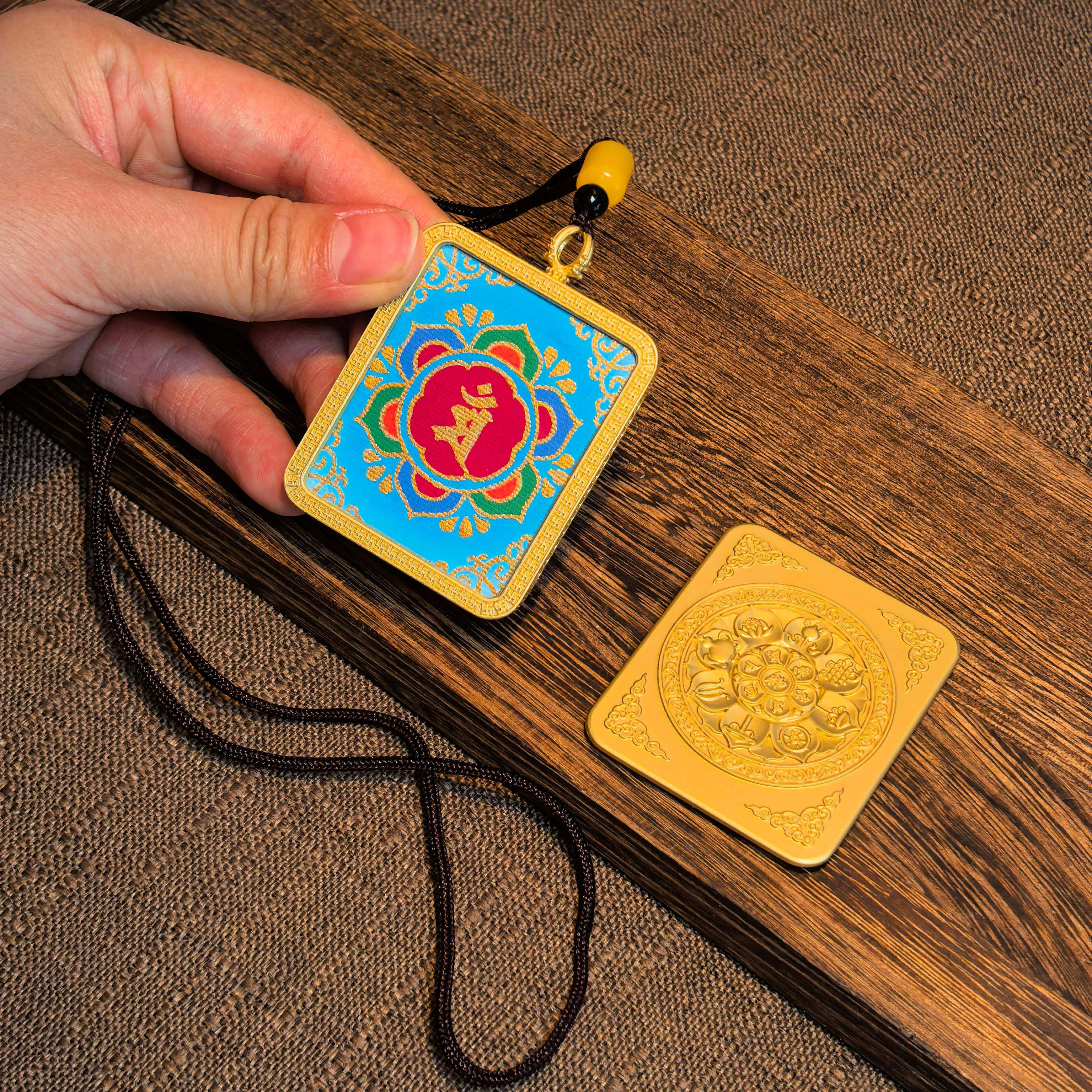 文殊菩萨（兔)小唐卡手绘diy吊坠项链西藏手绘手工成人礼物车挂件