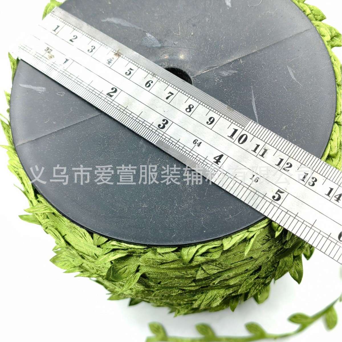 直销1000米色丁仿真树叶装饰幼儿园树叶藤条水管缠绕圣诞辅料