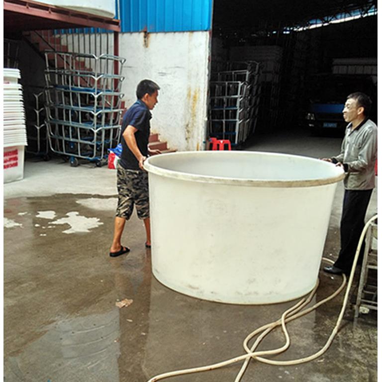 厂家直销加厚塑胶圆桶20-5000L牛筋PE圆桶耐高温食品腌制桶