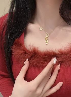 新潮招财锦鲤项链女轻奢小众设计感金鱼吊坠锁骨链高级感颈链百搭