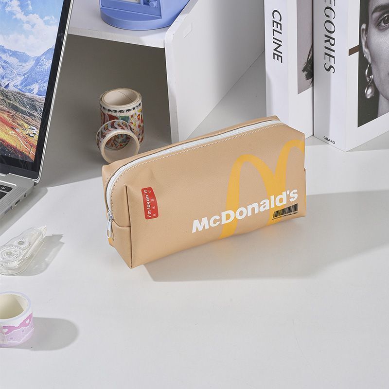 M记麦麦可爱大容量学生笔袋