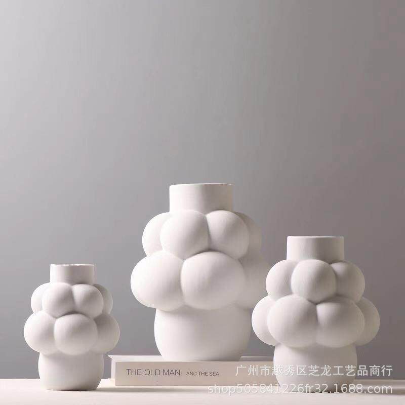 创意高级感白色陶瓷花瓶摆件客厅插花小众水培干花艺术花器餐桌