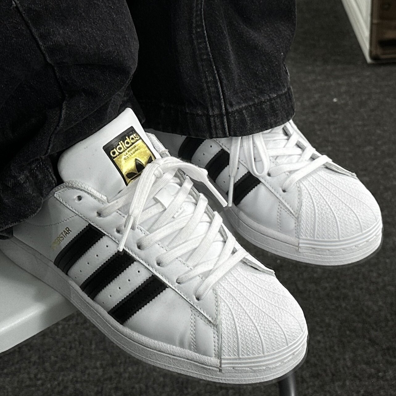 Adidas/阿迪达斯正品三叶草金标经典贝壳头男女情侣休闲鞋EG4958