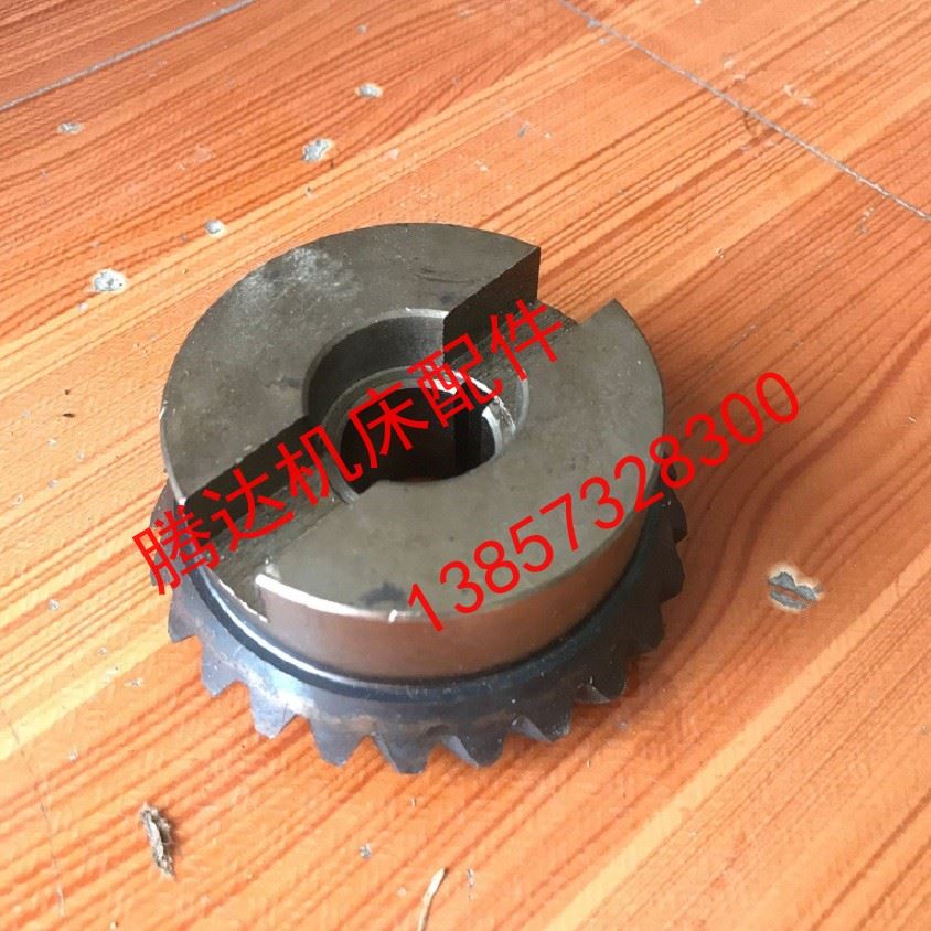 。青海昆明机床X8126/X812铣床配件4106/4109螺旋伞2齿轮Z15/Z5
