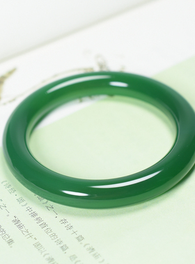天然玛瑙冰种翡翠色绿玉髓手镯女圆条美人镯玉镯帝王绿10mm平安镯