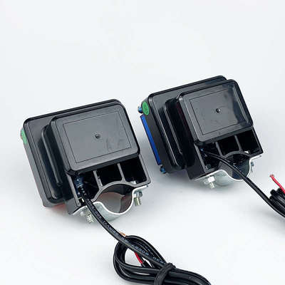 巡逻车方灯方形前灯红蓝爆闪警示灯摩托车电动车改装尾灯闪光灯