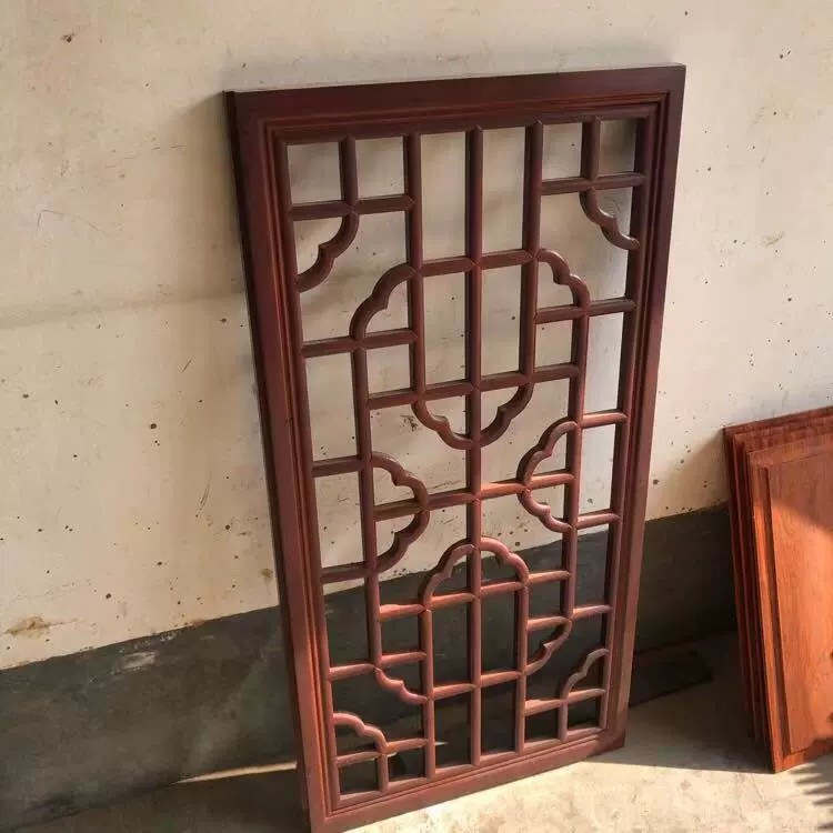 东阳木雕实木仿古镂空榫卯花窗
