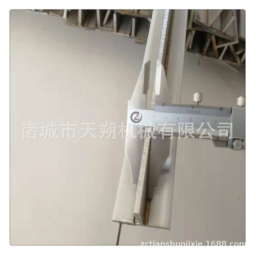 道轨 家禽屠宰流水线不锈钢T型轨 滑架移动导向轨 链条吊钩输送