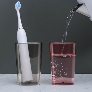 牙刷杯子套装漱口杯挂壁式家用组合放牙J膏刷牙家庭五口之家置物