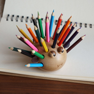 实木笔筒生气 铅笔钢笔收纳桌面办公学习 河豚木制学生文具笔插式