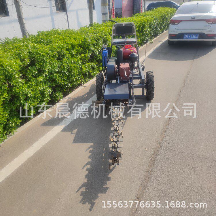 20宽工程埋线开沟机履带乘坐式挖沟机园林果园开沟设备