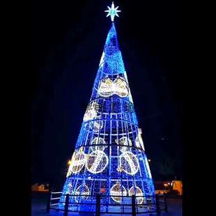 大型创意造型铁艺圣诞树专业承接铁艺框架LED灯光装饰发光灯