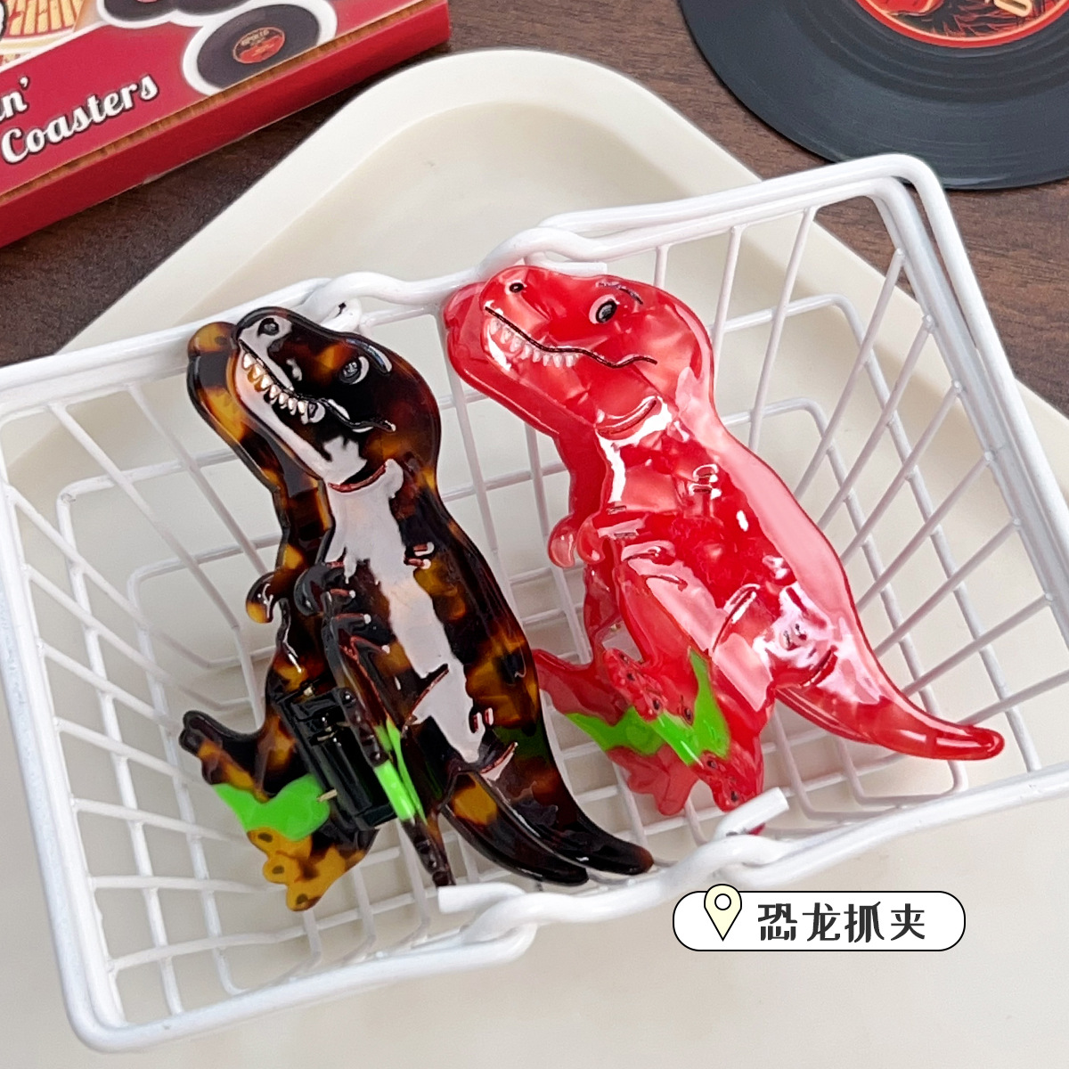 日本品质新款醋酸动物卡通恐龙霸王龙小众设计抓夹鲨鱼夹发饰马尾
