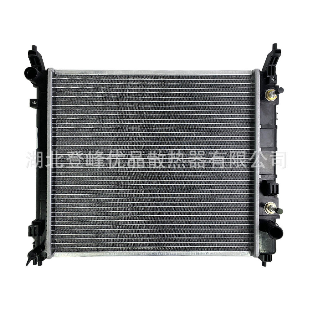 厂家定制 热销款 汽车配件散热器水箱21460-1HS2A适配于玛驰AT