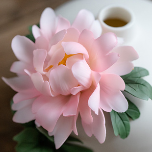 德化白瓷手捏花牡丹花花瓶日用居家陶H瓷摆件餐桌面书房装饰插花