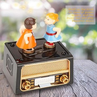 Music Box Classic Kissing Player Doll Radio Clockwor Couple