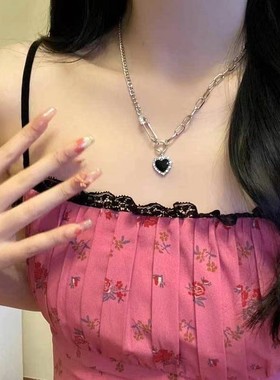 黑色爱心项链女别针满钻ins个性时尚复古百搭锁骨链