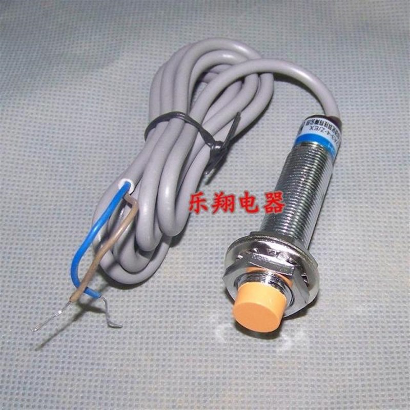 沪工宁波总代理 电容式接近开关 LJC12A3-2-Z/BY PNP三线常开