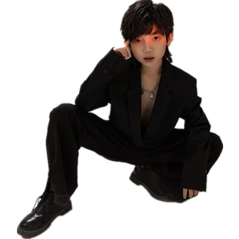 拍摄小童西装形象照儿童摄影主题服装模特舞台走秀演出服比赛表演