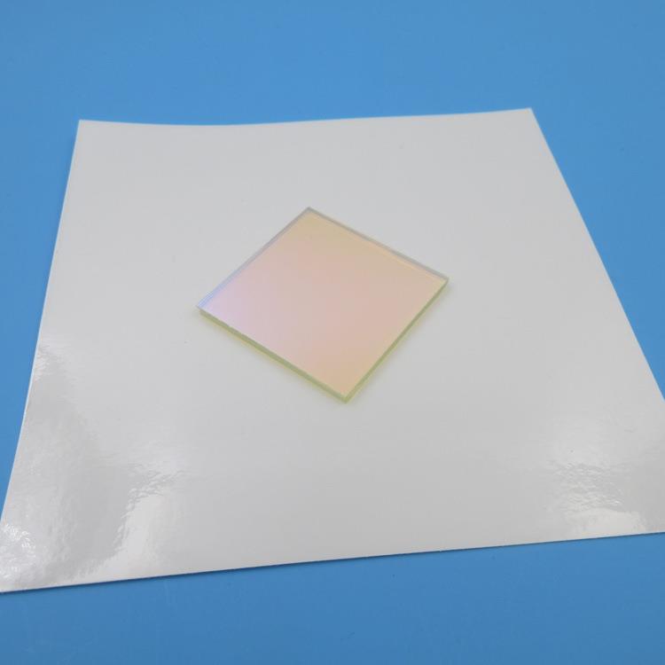 光学玻璃相机仪器设备用550nm-700nm通过滤光片红光高透带通滤镜