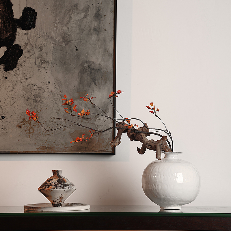 白色陶瓷花瓶小嘴月亮罐日式民宿样板房侘寂风P复古仿真插花器摆