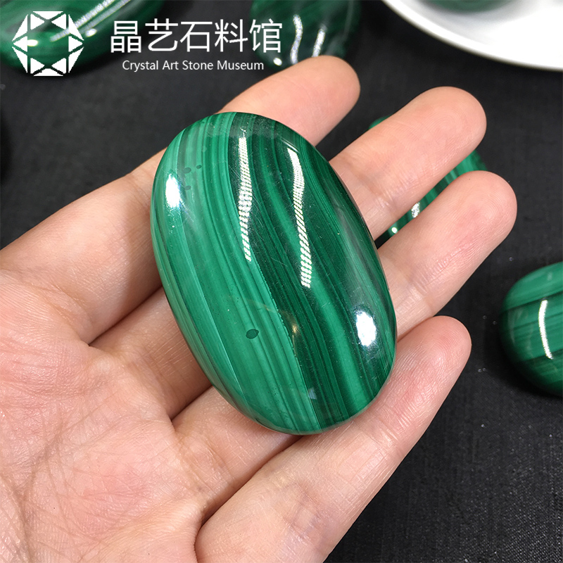 天然孔雀石原石摆件绿孔雀石5-7cm手把玩一物一图家居装饰摆件石