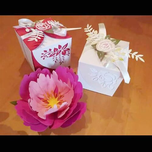 极速Beautiful flower lace card Metal Cutting Dies Stencils F