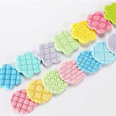 好货1 Pcs Delicate Embossing Knife Cake Mold Practical Handm