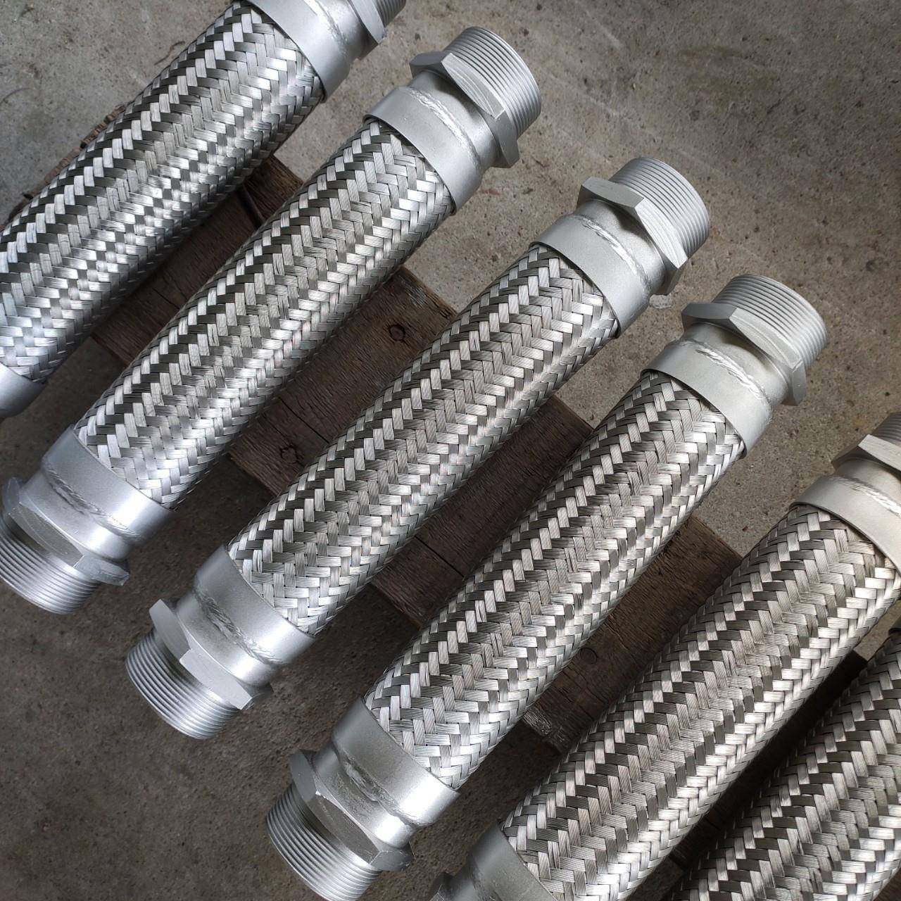 金属软管304不锈钢波纹软管螺纹法兰软连接软接头