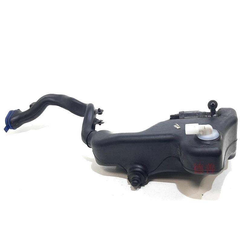 适用奔驰117CLA180CLA200CLA220CLA260等雨刮喷水壶拆车件