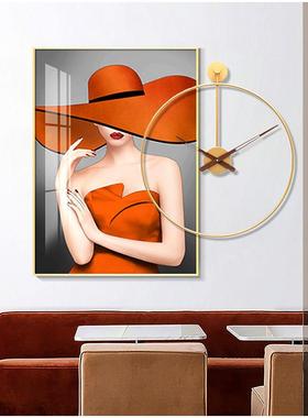 现代简约装饰画创意客厅家用时尚带钟挂画玄关走廊人物大气壁画