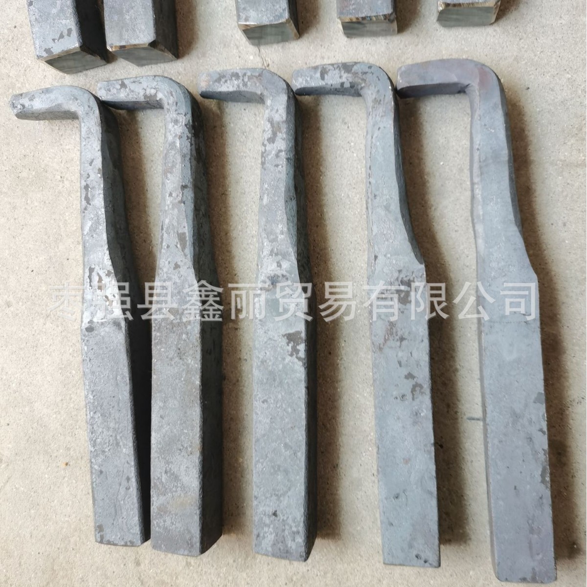 锻打加工锋钢车刀高速钢车刀不用焊接刀头可直接加工铁件普车车刀