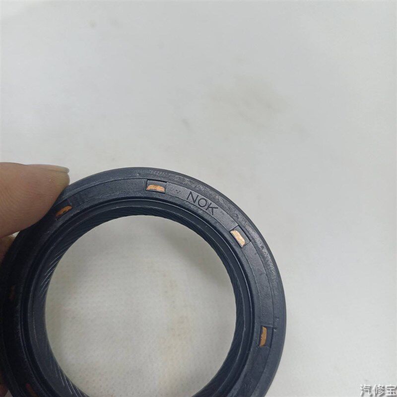 三菱帕杰罗V33V4k3V73V75V77V93V97发动机曲轴前油封 后油封密封
