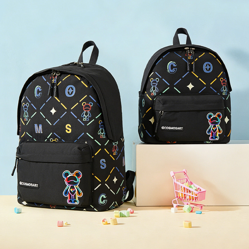 星际熊新款书包双肩包男女旅游轻便旅行背包上班通勤户外学生出行