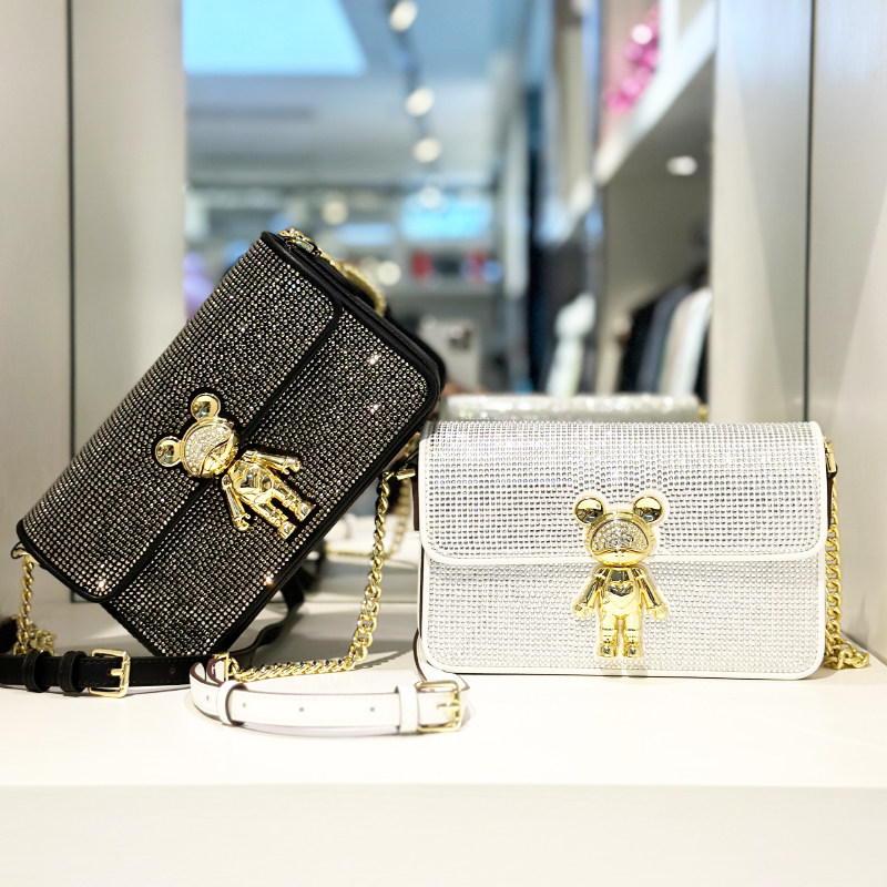 星际熊包包女款新款斜挎轻奢小众高级感高端大气女式日常通勤百搭