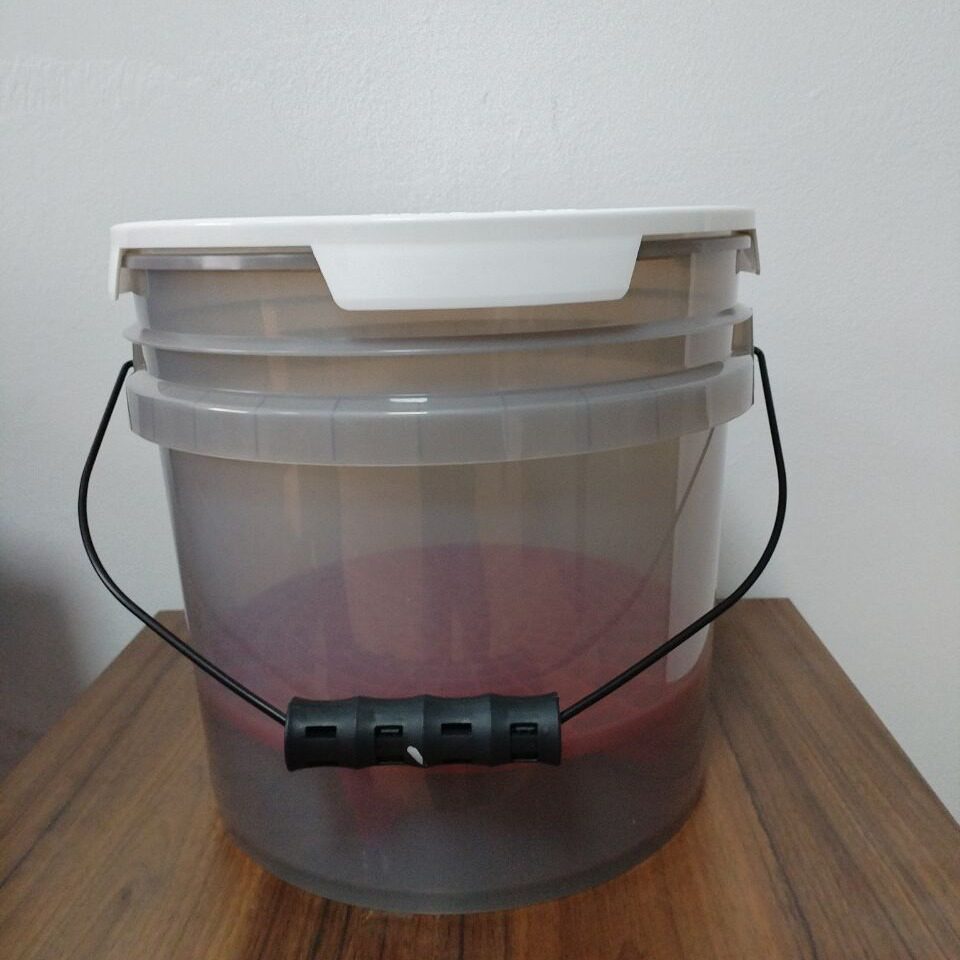 饲料桶洗车桶螺旋盖易扣平盖密封可坐人全新HDPE生产3.5GAL
