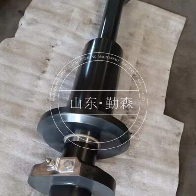 推土机 配件   各种型号齐全  SA6D170E  举升油缸  07155-01845