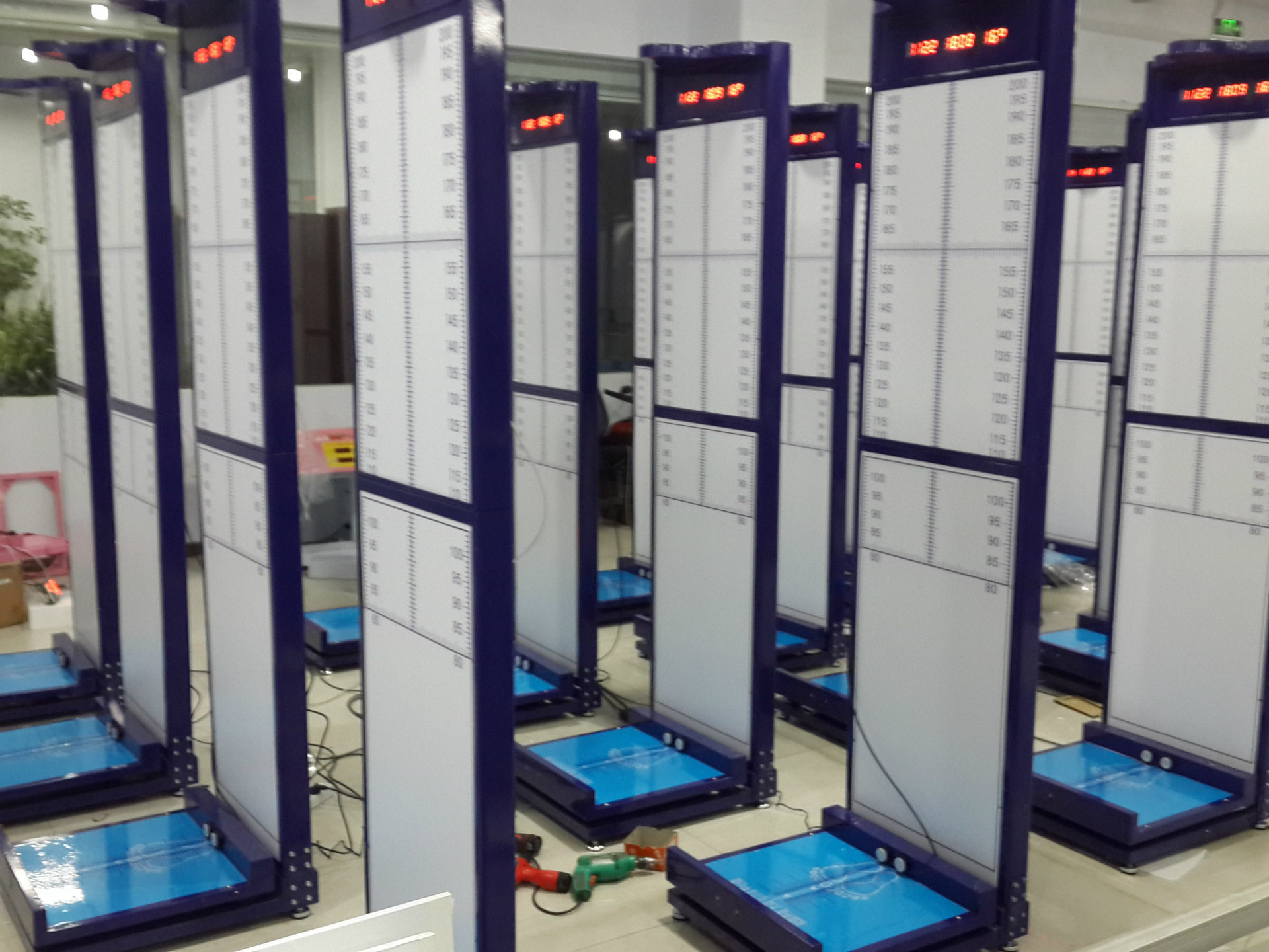 终端信息采集 HW-800F 身高体重脚长测量仪 人体信息采集仪