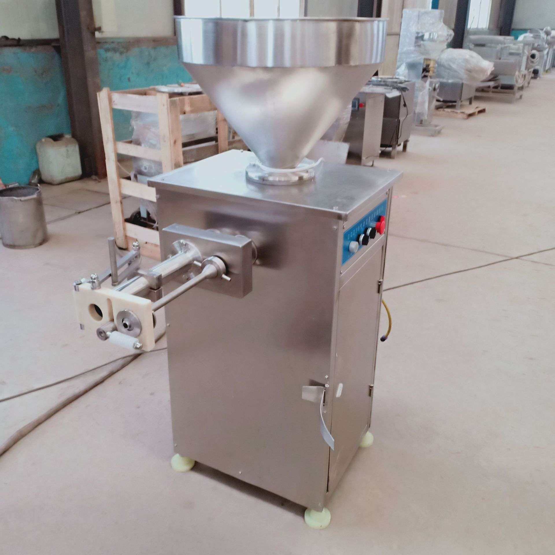 腊肠自动拧结机全自动定量灌装机器红肠生产加工线热狗制作机厂家