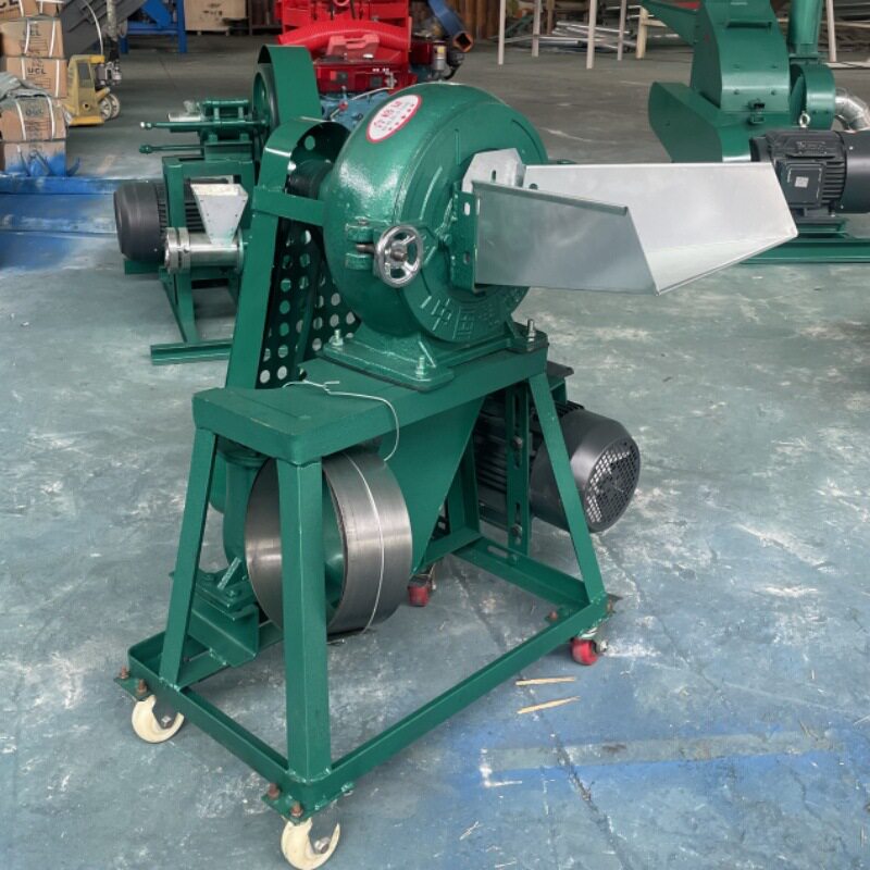 300型稻壳米糠玉米辣椒粉碎机图片
