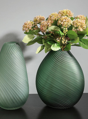 现代轻奢绿色流纹玻璃花瓶客厅餐桌样板间酒店民宿可水培插花花器