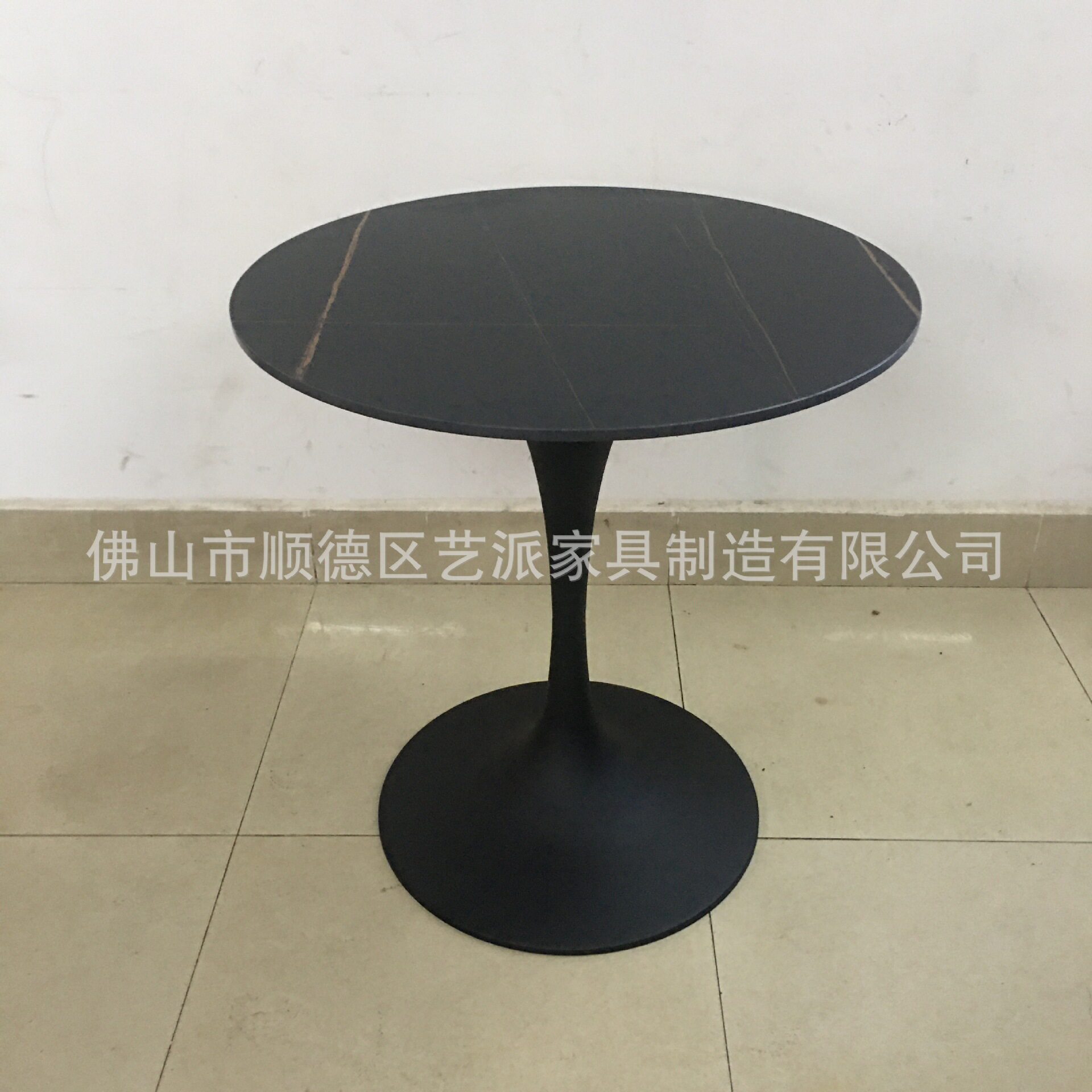 岩板餐桌家用型饭桌接待洽谈郁金香圆户外桌2黑色户外桌椅圆形
