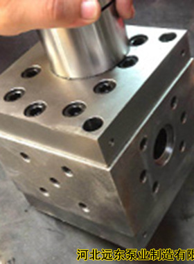 RT-30CC熔体泵又称喷熔泵,口径30mm用于生产口罩的口罩机用