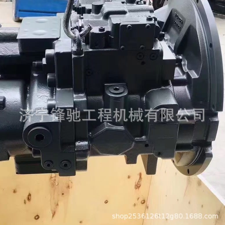 150106010028A 双联柱塞泵组HP3V75DT0RE1C2S3NNGM-T2D1