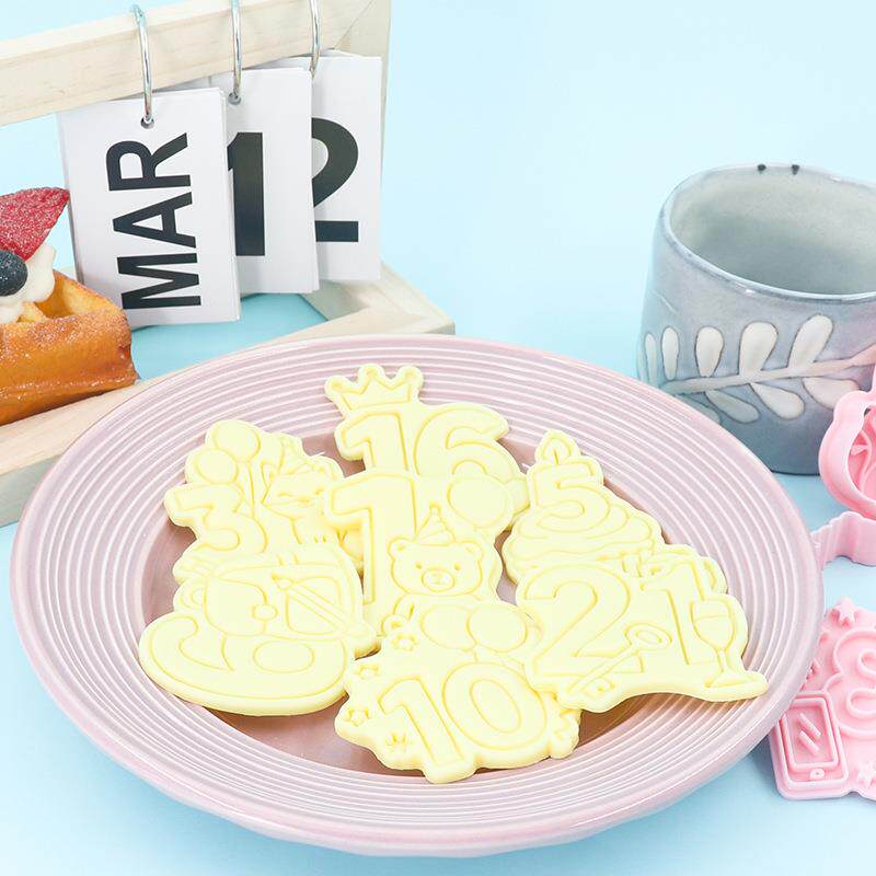 烘焙摆件系列饼干模具插牌3D卡通饼干模具数字蛋糕仿真印花