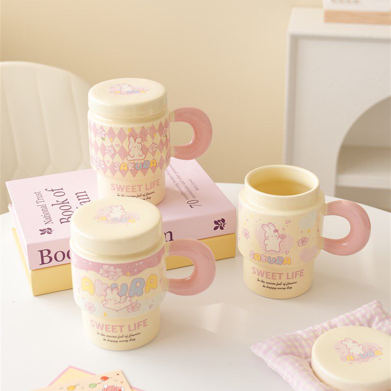 精选可爱的兔子陶瓷杯家庭饮用杯盖新的大容量女孩办公室咖啡杯