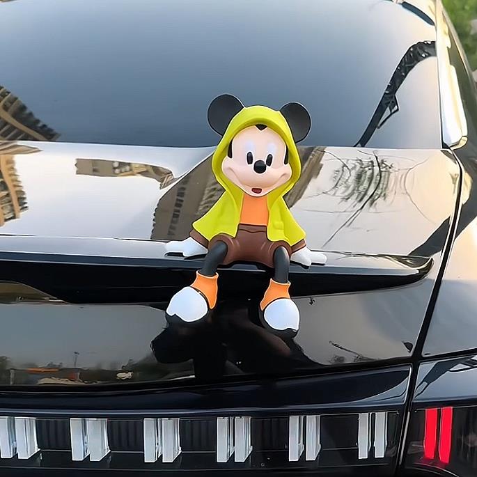 创意坐姿米奇车载摆件车尾装饰车内饰品摆件车后尾公仔汽车中控台