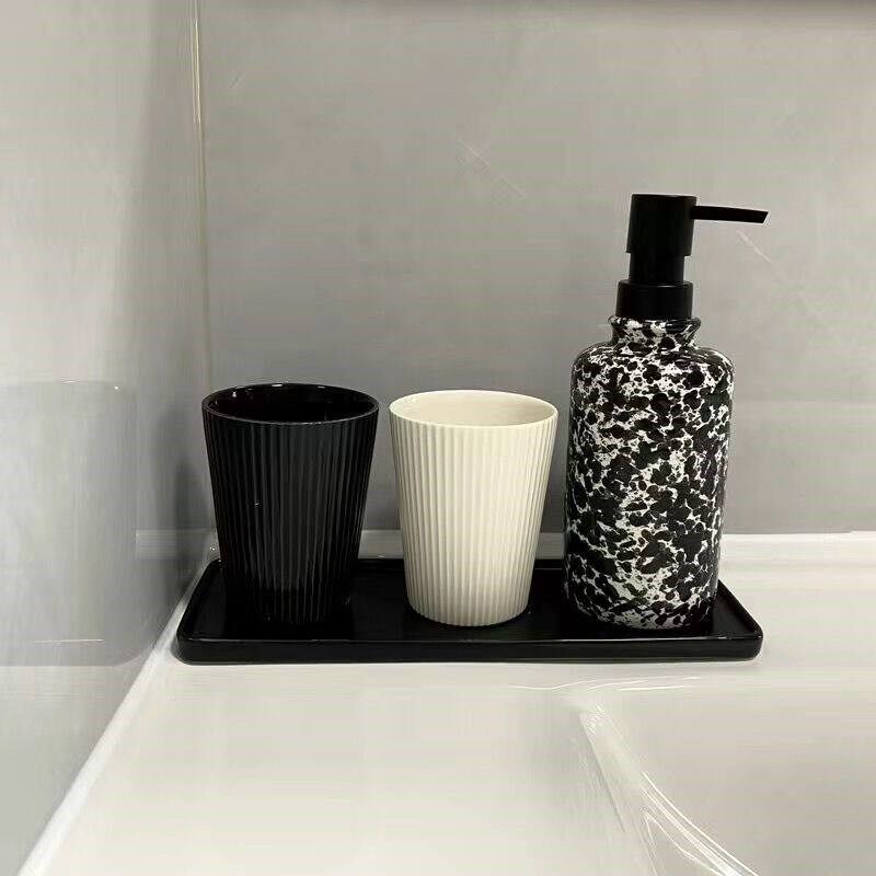 速发酒店民宿家用陶瓷洗漱口杯简约黑白is韩版情侣牙刷杯牙缸套装